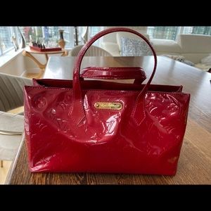 Wilshire pm pomme d amour LV